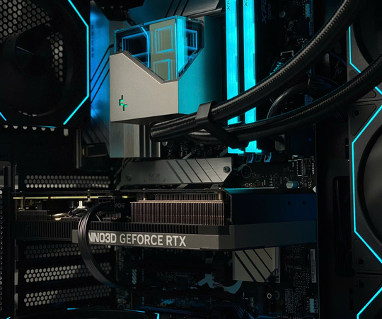 PC YNSTORE x Nova x Inno3D ( RYZEN 7 9800X3D / 32GB / 1TB / RTX 5080 16GB) 3